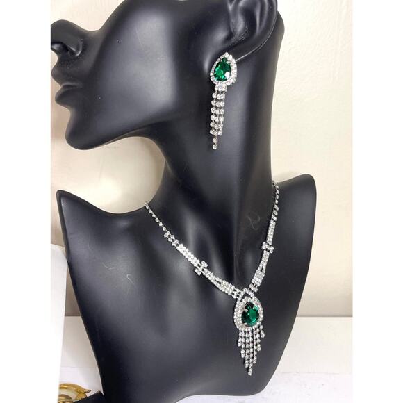 Necklace Earrings Matching Jewelry Set Green Clear CZ Silver O30 - Picture 2 of 7
